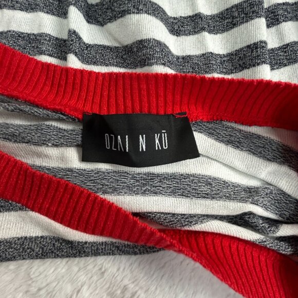 Ozan Kű Womens Gray White Striped Knit Poncho Oversized Top Large Lightweight - Picture 3 of 10